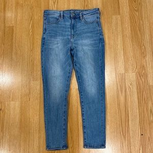 American Eagle Ne(x)t Level Stretch Super Hi-Rise Jegging 12 Short